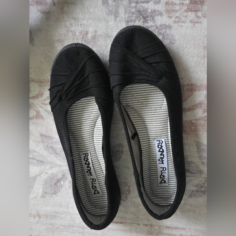 Black Flats